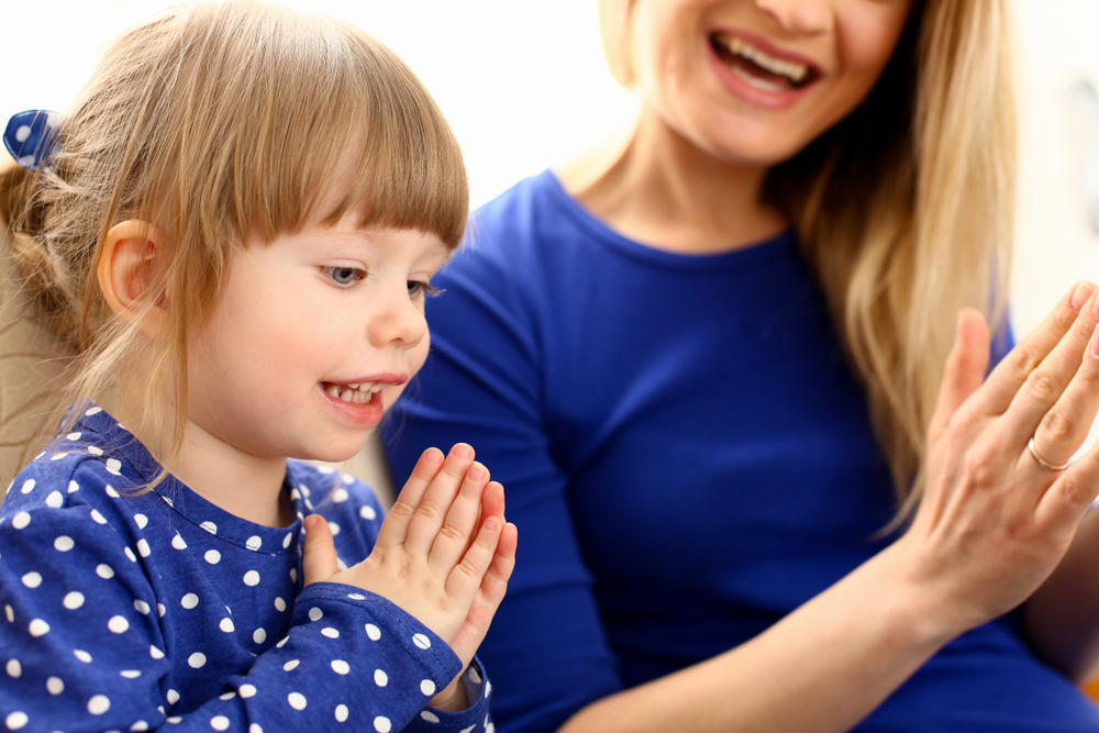Lieder zum singen in der Kita, singen und klatschen mit Kindern